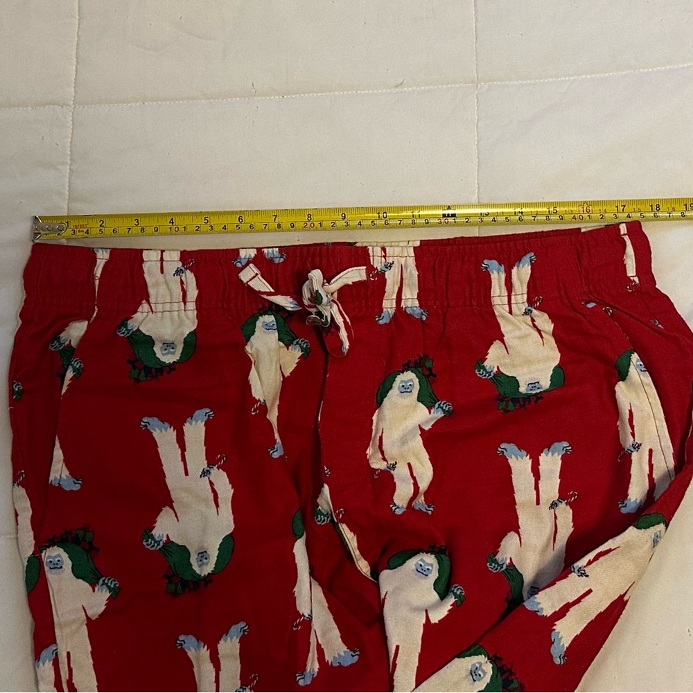 ⭐️ Old Navy Red Yeti Pajama Pants - Picture 8 of 8